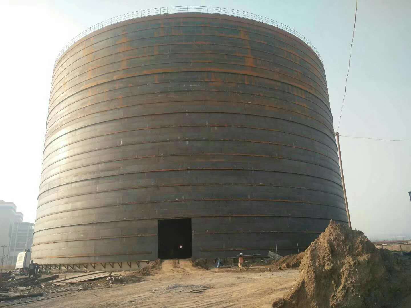 利通承建大型钢板库的好处及原理